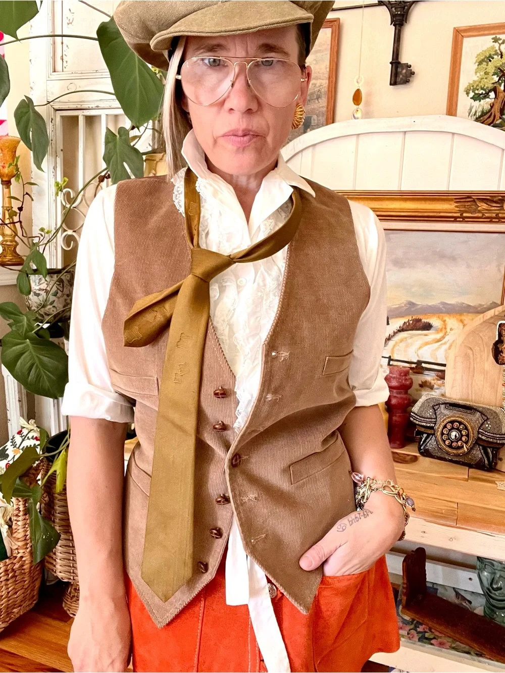 N/A vintage androgynous